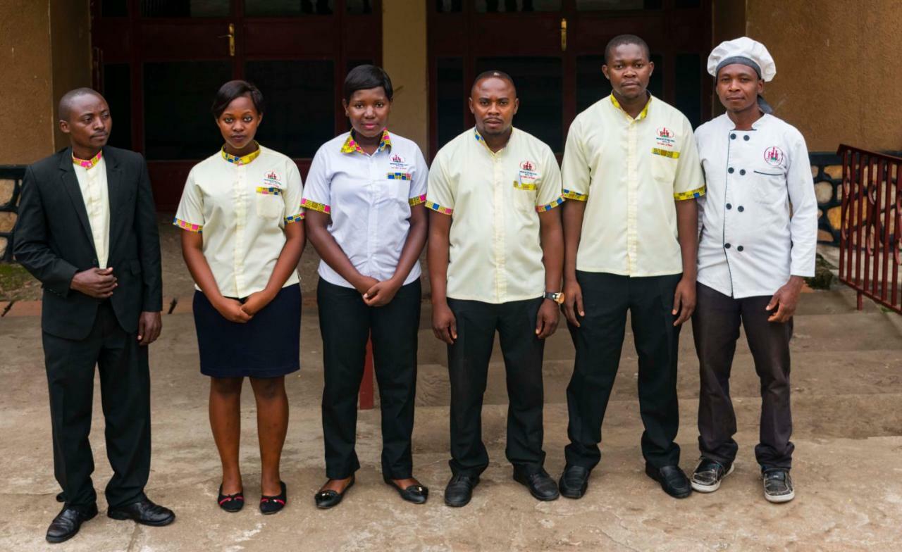 Rwenzori International Hotel Касесе Екстер'єр фото